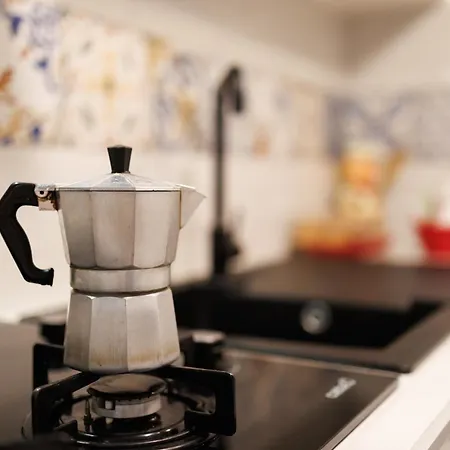 Peddy House نابولي